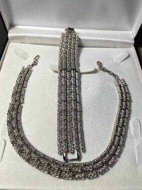 Vintage Coro Necklace and Bracelet set